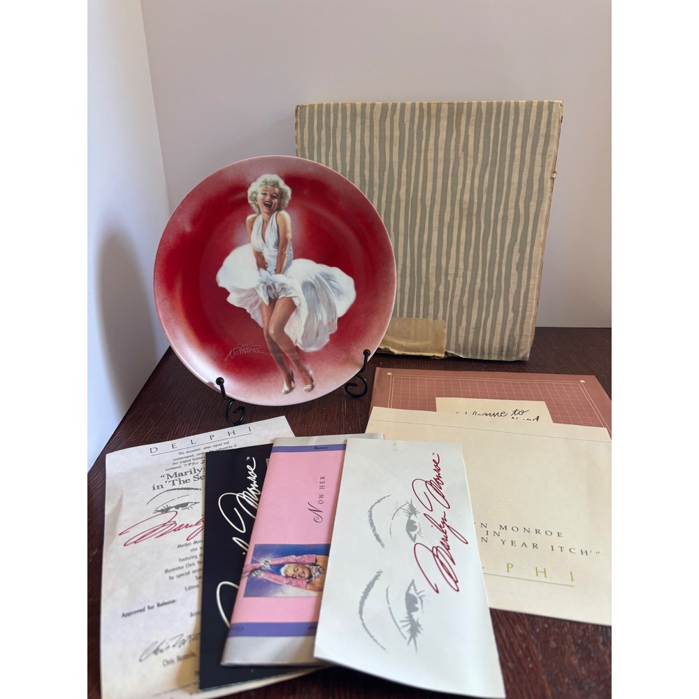 Delphi Marilyn Monroe Seven Year Itch Collector Plate 1990 Chris Notarile COA